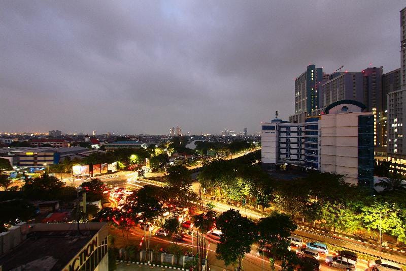 Two Bedroom Mid-floor Lake View JIExpo Kemayoran Vacation rental in Jakarta