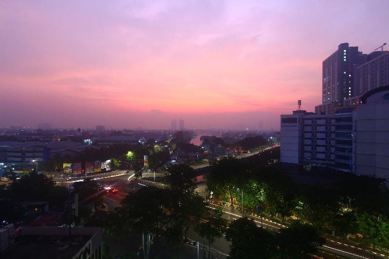 Two Bedroom Mid-floor Lake View JIExpo Kemayoran Vacation rental in Jakarta