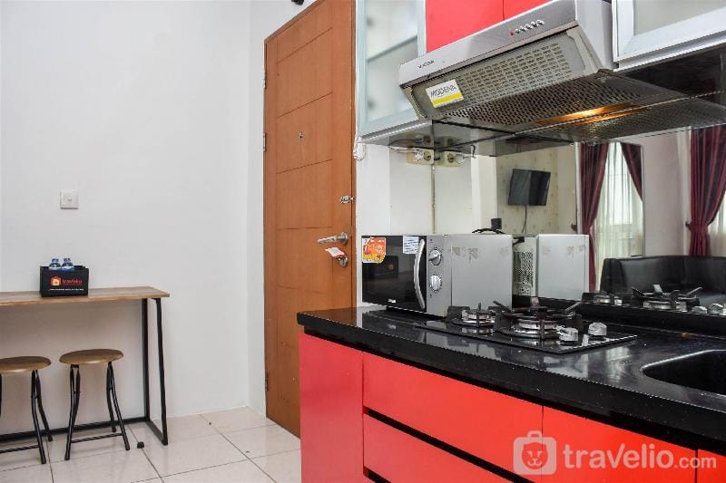 Nice & Homey 1BR at Maple Park Sunter By Travelio Apartment in Jakarta