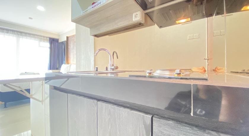 Cozy Studio Apartment Gateway Pasteur By Travelio Apartment in Bandung