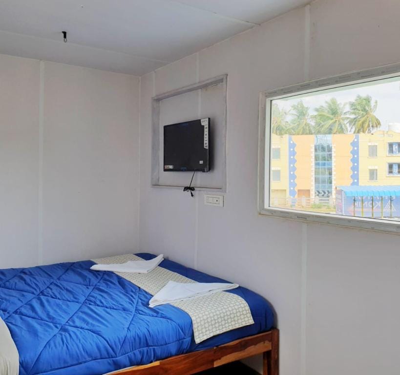 Beach Gateway Container Stay Villa in Puducherry, India