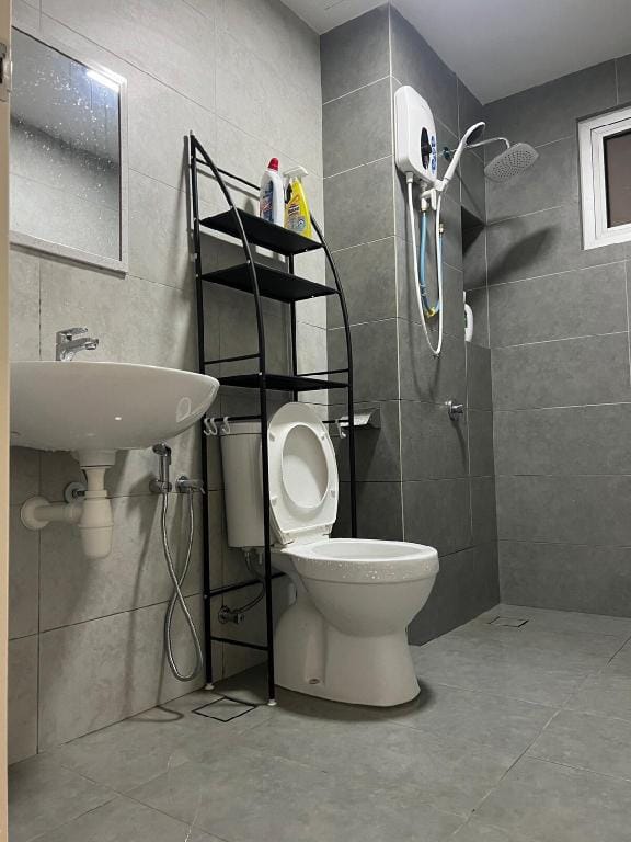 Service Apartment w/ pool & Playground Apartment in Selangor, Malaysia