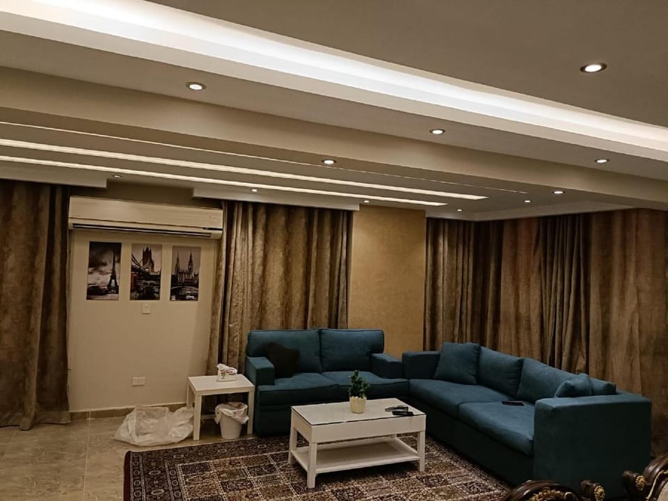 Luxury Elegant  Apartment in Mohandessen Apartment in Egypt