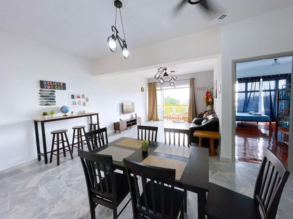 Ocean View Resort /OV2/3min walk to beach/12people Apartment in Port Dickson