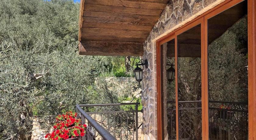 OLIVE QUEEN Rustic villa Villa in Montenegro