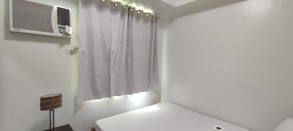 Stylish 1BR in Jazz Makati 200Mbps/Netflix Apartment in Makati