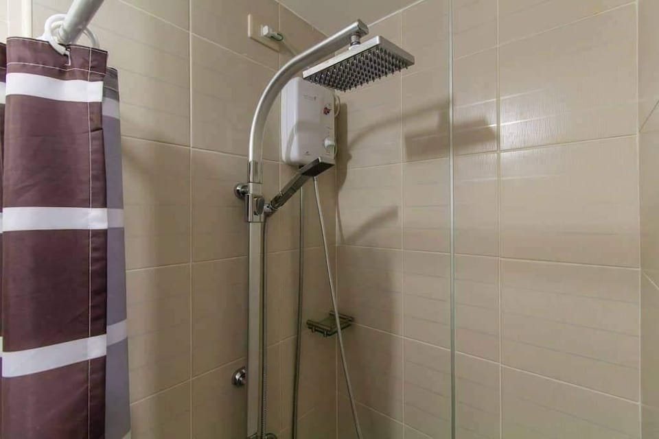 Lovely 1BR in Jazz Makati 200Mbps with Netflix Apartment in Makati