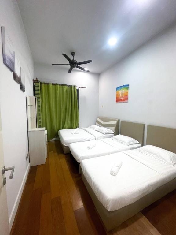 IMAGO Mall- 2 Bedrooms (FREE Parking) 8+1 PAX (EF) Apartment in Kota Kinabalu