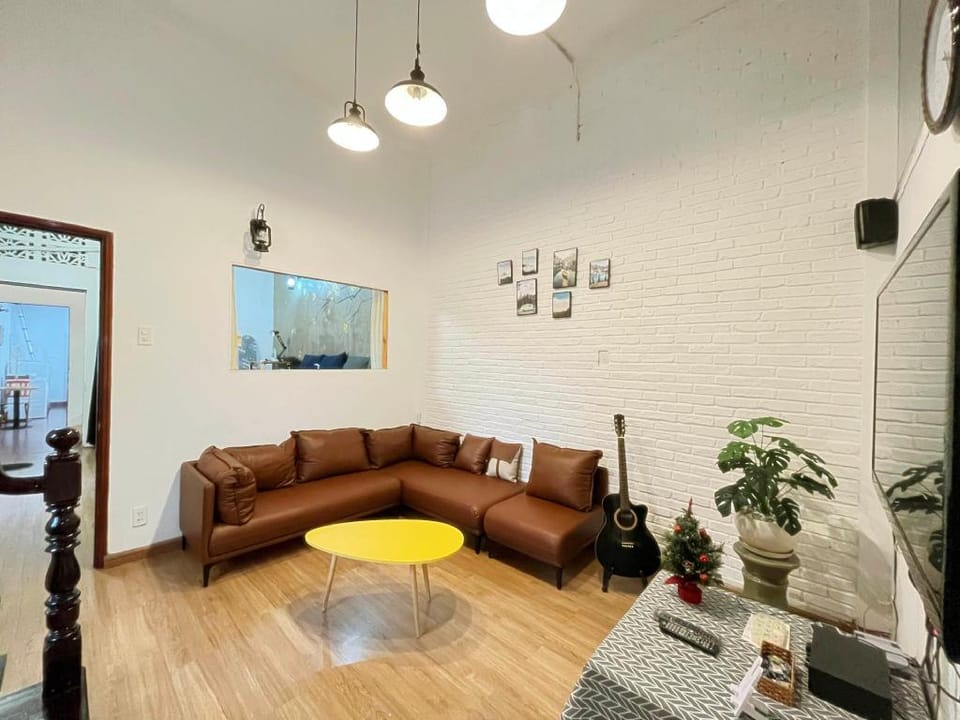 Ourhome Sincerite 110m2 - Near Bui Vien Apartment in Ho Chi Minh City