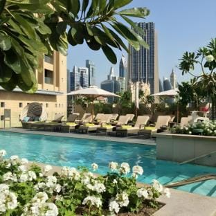 Glamorous Apt with Terrace Overlooking Skyline Apartment in Dubai
