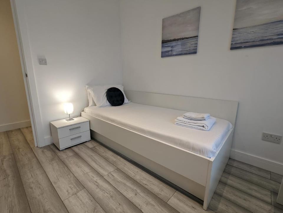 Hounslow Central Apartments Apartment in Isleworth