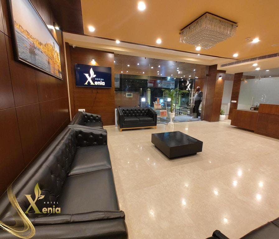 HOTEL XENIA Hotel in Varanasi