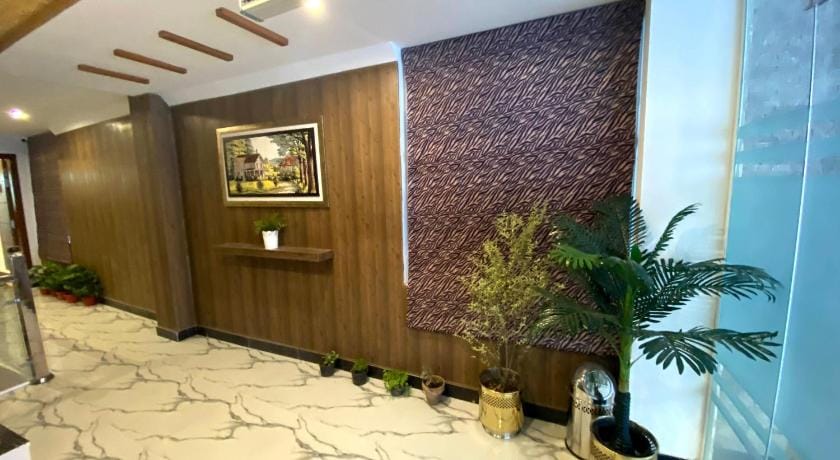 AK HOTEL & SUITES Apartment in Punjab
