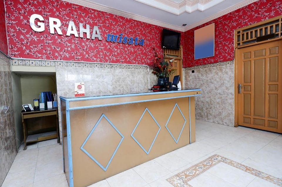 OYO 1312 Graha Wisata Hotel Hotel in Special Region of Yogyakarta