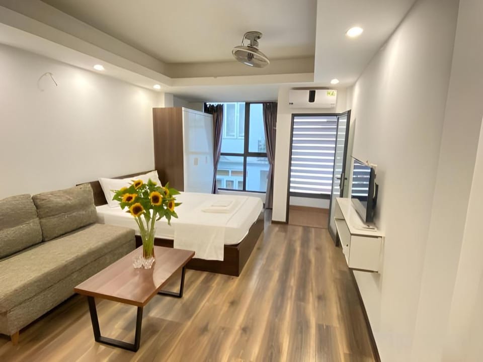 Era Apartment Ha Yen Quyet Hotel in Laos
