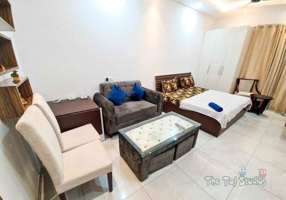NE Independent Studio Apartment  by The Taj Studio Apartment in Noida