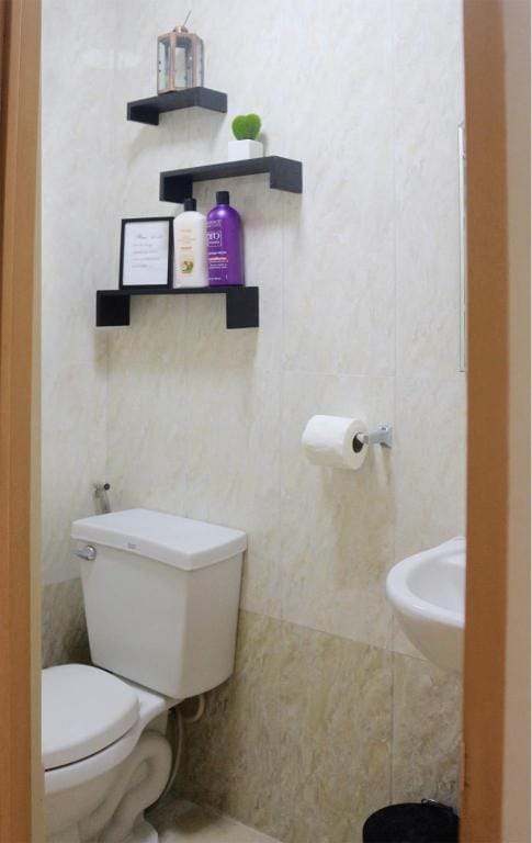 E4 - Your own private apartment with parking Apartment in Calabarzon