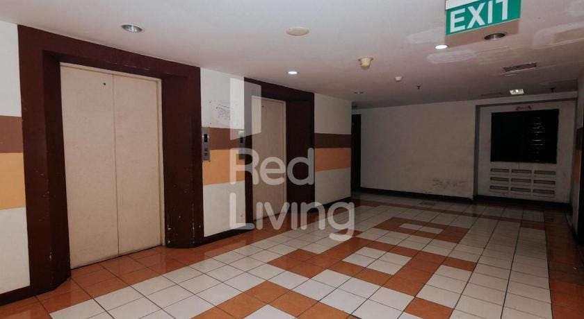 RedLiving Apartemen Casablanca East Residence Kayla Property Tower B Hotel in Jakarta