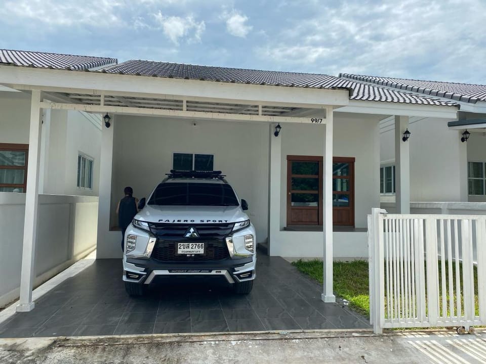 Aekthanapongsakorn Home  Vacation rental in Laos