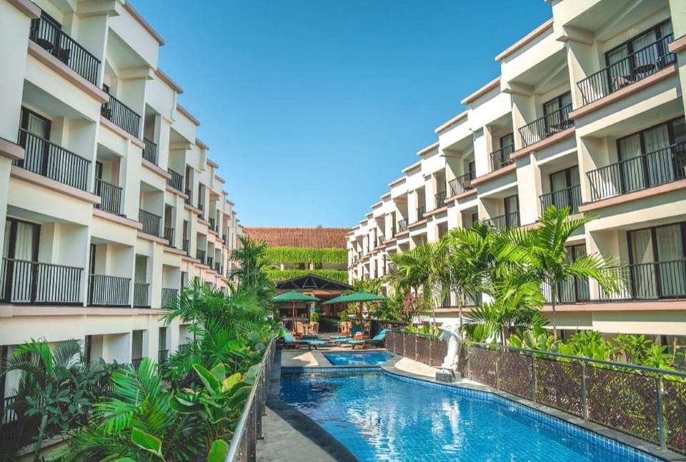 Cross Vibe Paasha Atelier Bali Kuta Hotel in Kuta