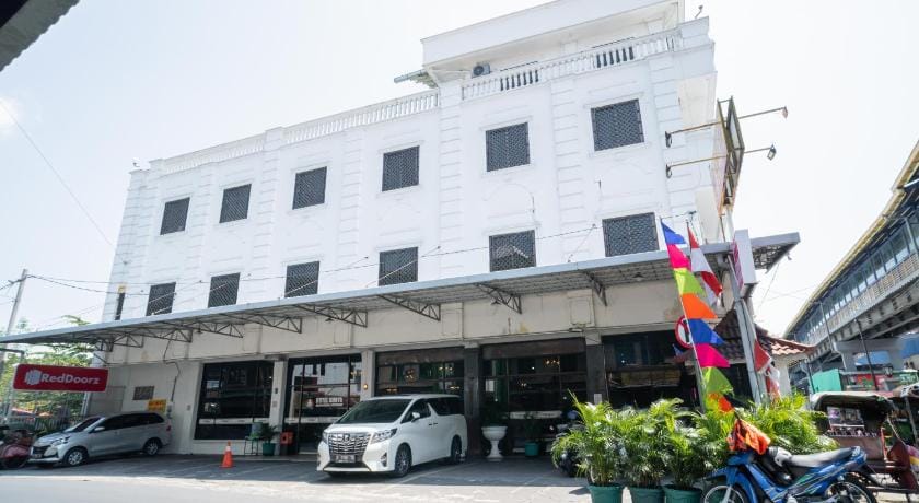 RedDoorz Plus @ Hotel Surya Solo Hotel in Special Region of Yogyakarta