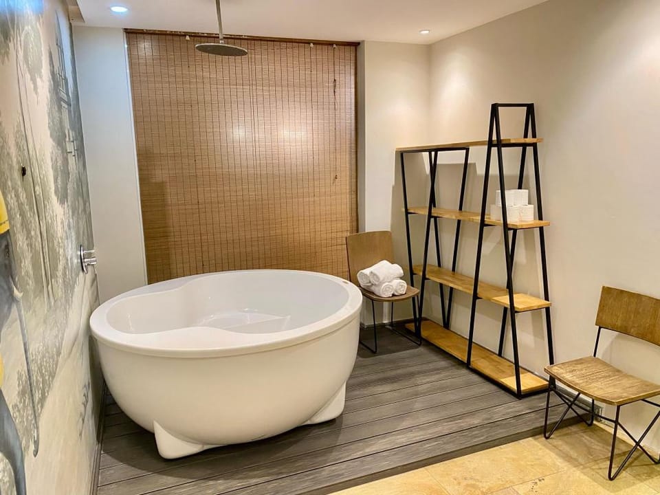 Charming 1BR Suite w/ Hot Tub | Downtown Bliss Apartment in Ho Chi Minh City