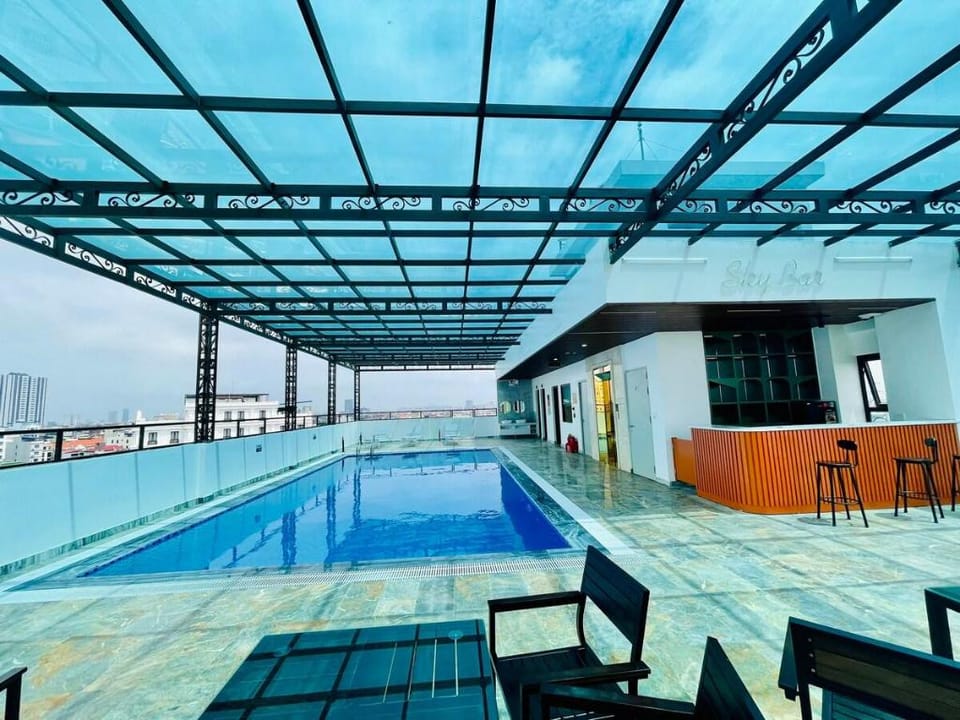 Relax & Beautiful Apartment for weekend at Van Cao Apartment in Laos
