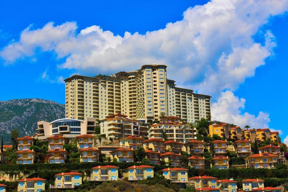 GoldCity SM Villa Alanya with sea view Villa in Antalya Province