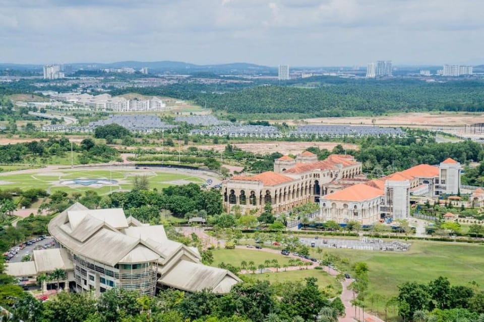 Hee . Teega @ Studio 2pax near Hard rock by RR JBcity Vacation rental in Johor