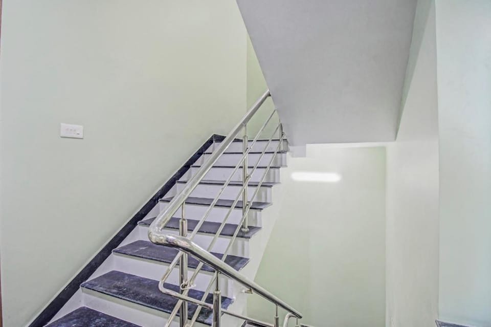 Hotel O Avro Hotel in Kolkata