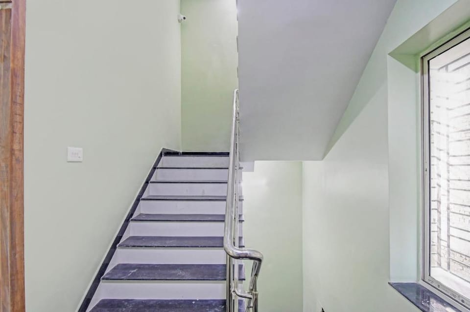 Hotel O Avro Hotel in Kolkata