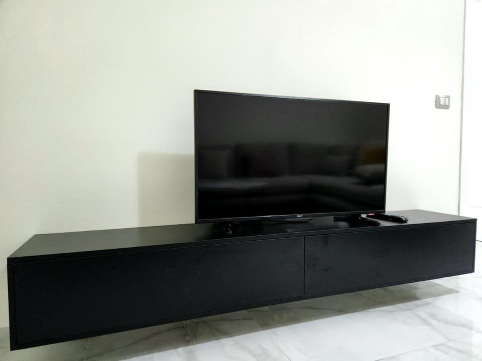 Black Noir APT. by Perandori Apartment in Vlorë