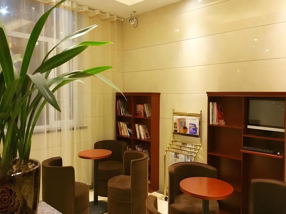 GreenTree Inn Xuzhou Yunlong District Tongshan Road Metro Station Hotel in Jiangsu