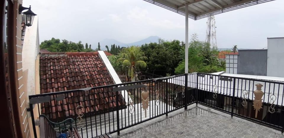 Vanessa Homestay Banyuwangi Vacation rental in East Java