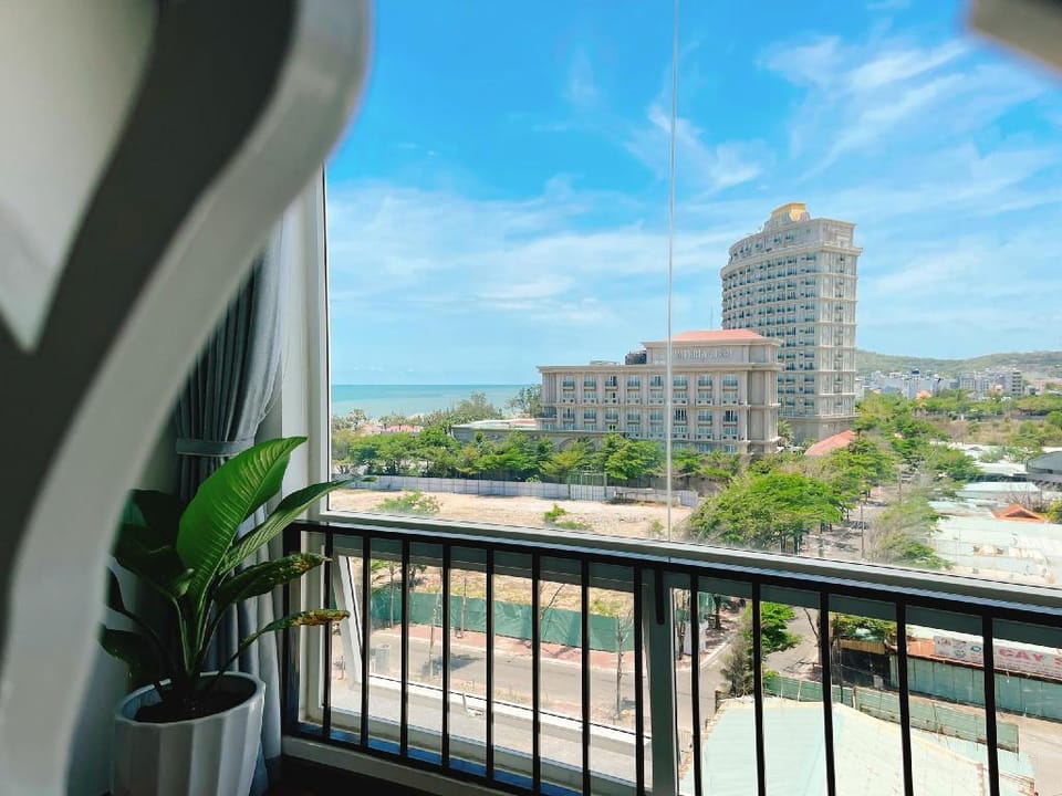 Căn Hộ 3 Phòng Ngủ View Biển Vũng Tàu OASKY Apartment in Vung Tau