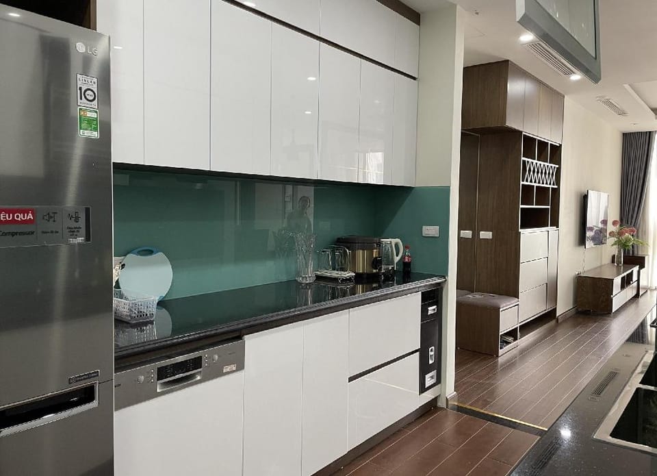Vinhomes Skylake 3Brs-802 Apartment in Laos