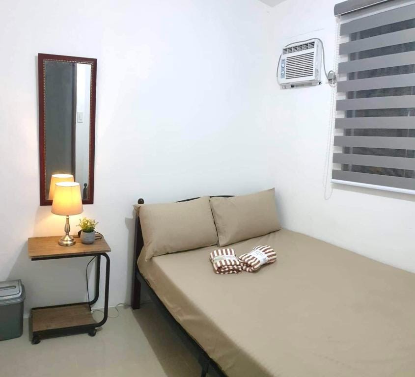 ROCKMELON TRANSIENT HOUSE  Vacation rental in Calabarzon