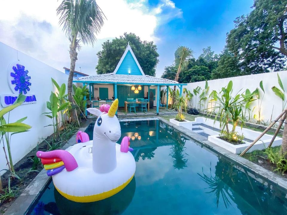 Ubu Villa Prambanan - Tropical Classic Villa in Indonesia