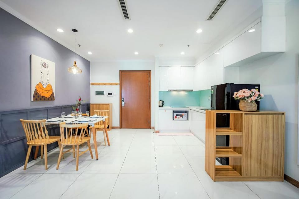 COZY VINHOME  - Vinhomes Central Park & Ice Rink Apartment in Ho Chi Minh City