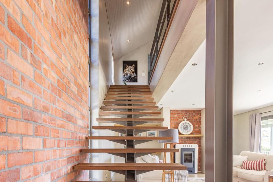 No2 Merlot, Relax & Unwind on the tip of Africa Vacation rental in Cape Town
