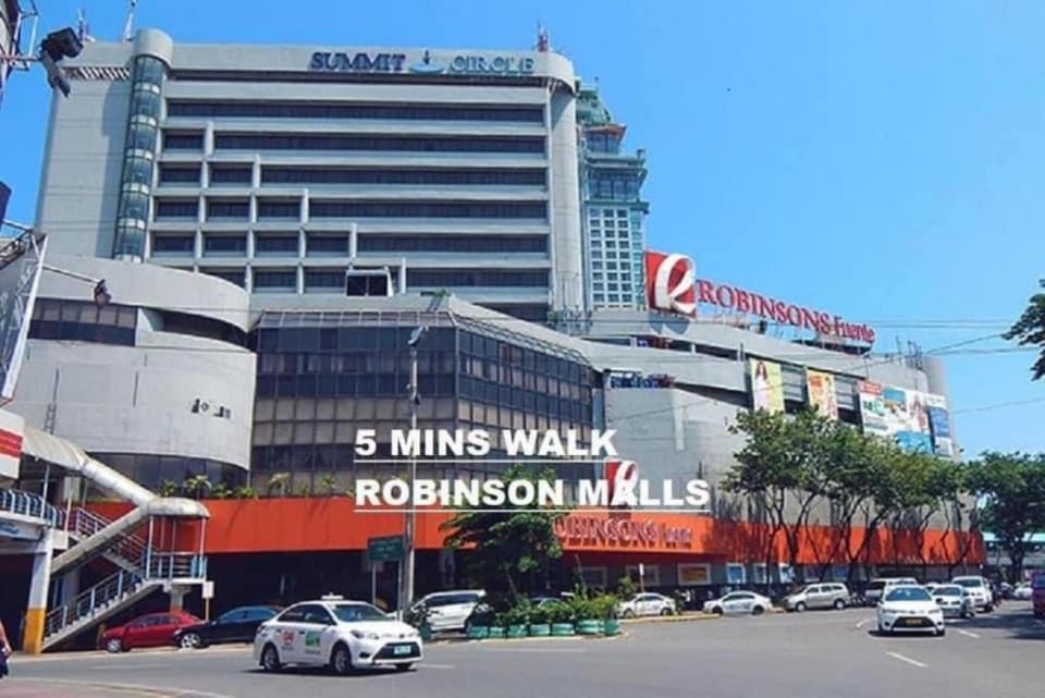 Horizon101 b1 shortwalk Robinson Mall,2 STUDIOS Apartment in Lapu-Lapu City