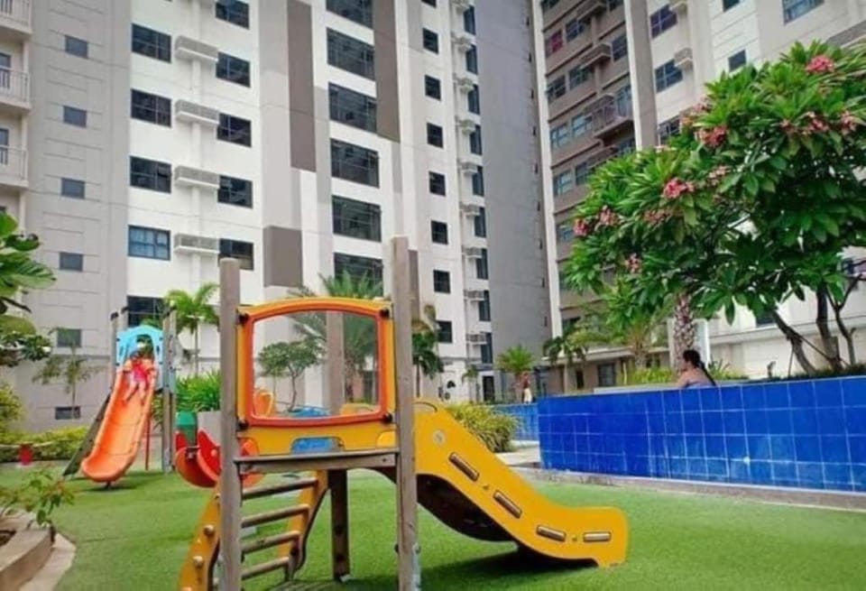 Horizon101 b1 shortwalk Robinson Mall,2 STUDIOS Apartment in Lapu-Lapu City