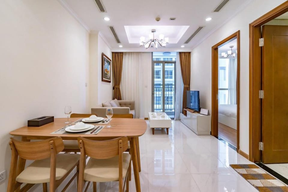 COZY APART - Vinhomes Central Park & Ice Rink Apartment in Ho Chi Minh City