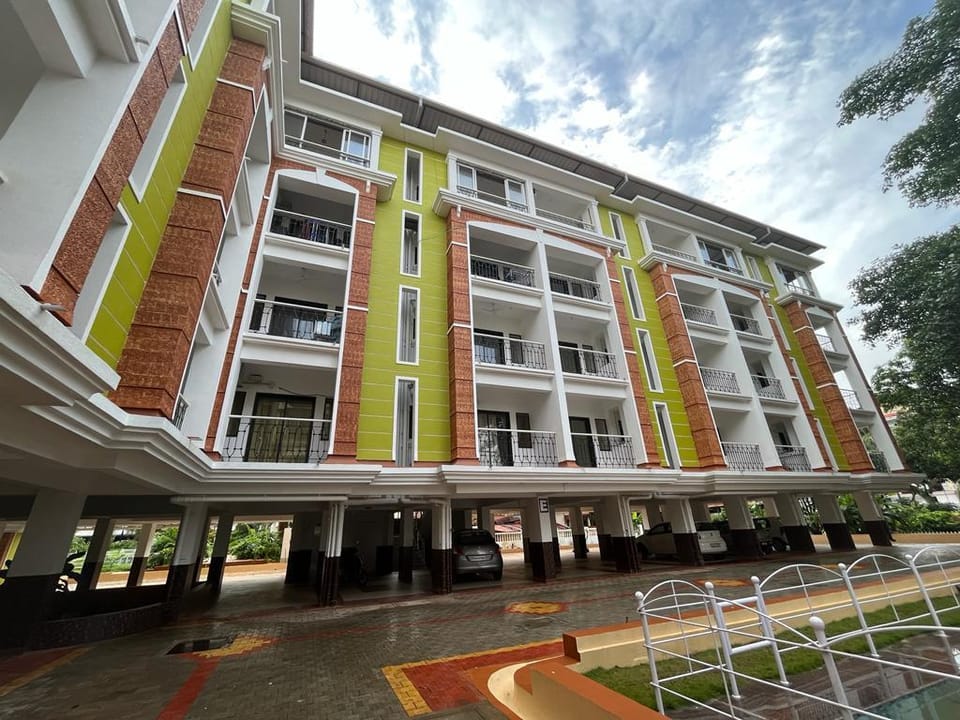 Studio apartment by Beach Front Goa at Candolim Apartment in Candolim