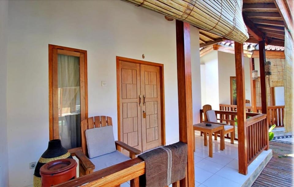 Bungalow  Anda Hotel in Pujut