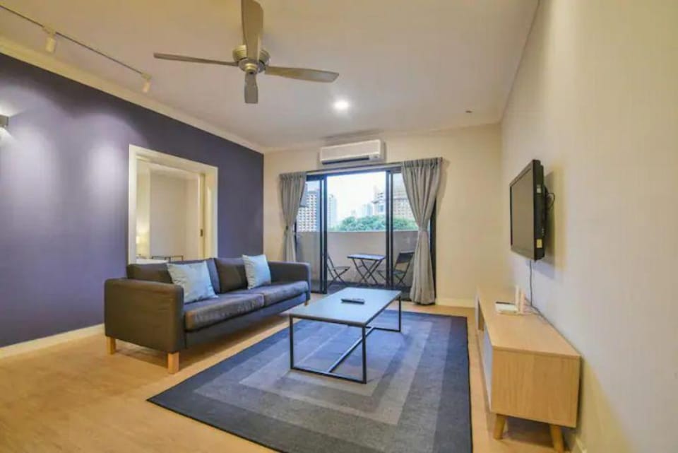 Spacious 2BR @ KL CITY | Netflix | 100Mbps Wifi Apartment in Federal Territory of Kuala Lumpur