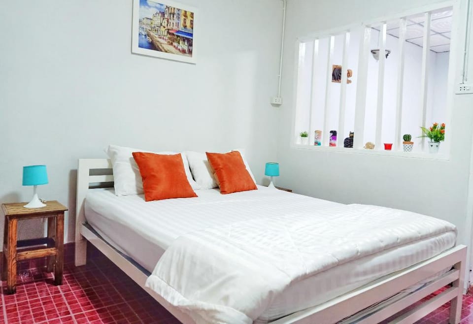 Homestay 2 for 5 guests( whole house 3 beds) Vacation rental in Thailand