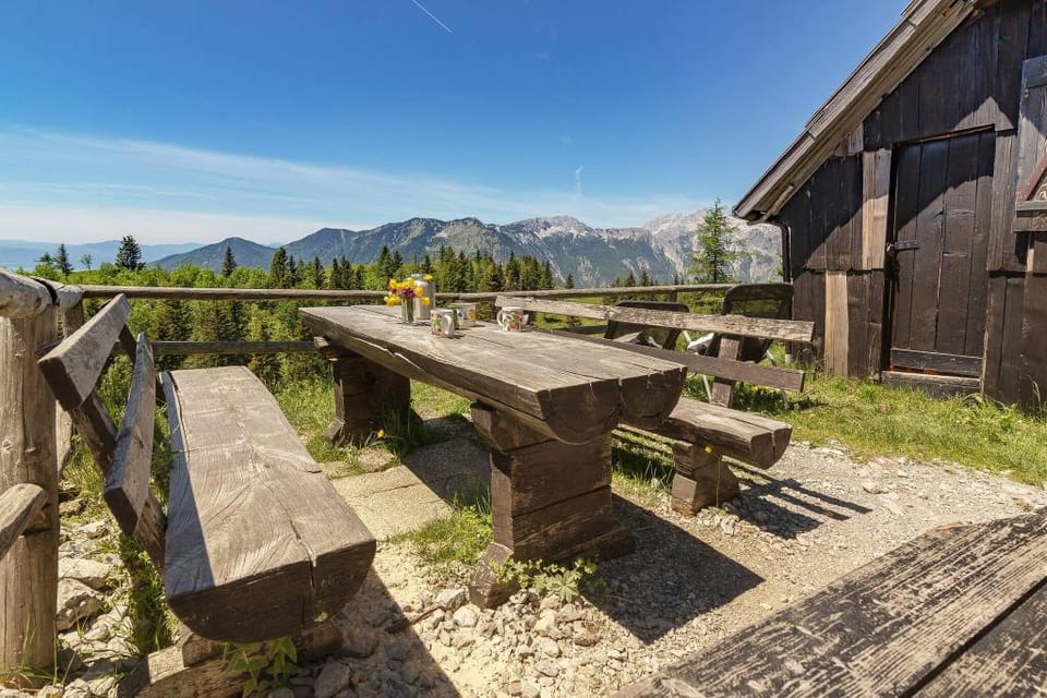 To Fall In Love - Chalet Zlatica - Velika Planina Chalet in Slovenia