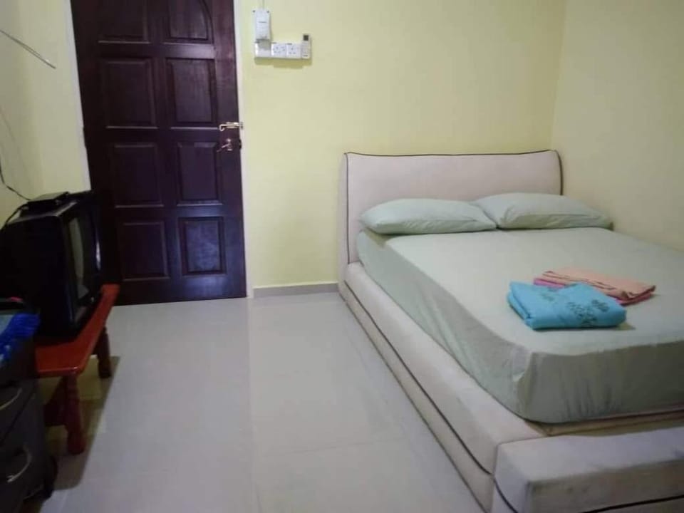 OYO Homes 90600 Ummi Chalet Dungun Hotel in Terengganu, Malaysia