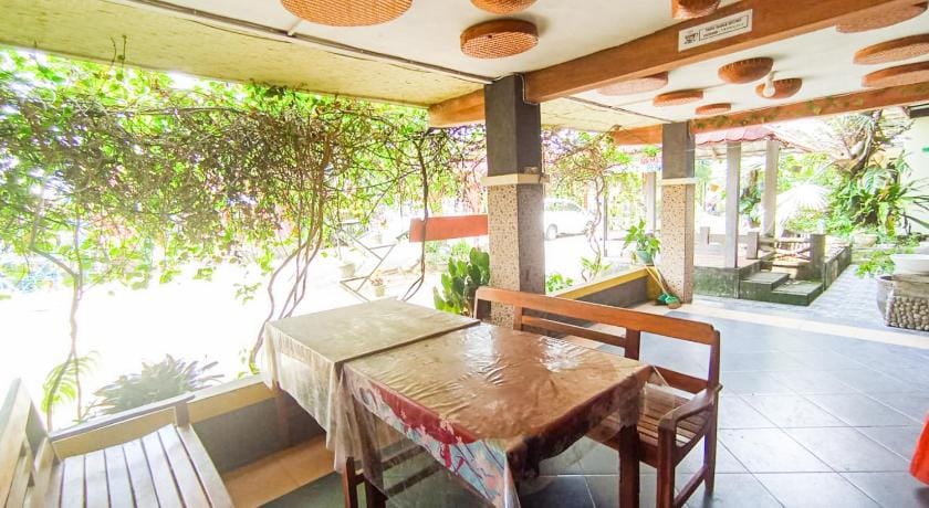 Hotel O Trisna Srabah Resort Homestay & Resto Hotel in East Java